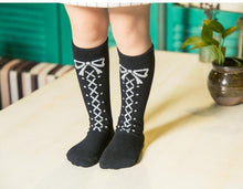 KIDS KNEE HIGH SOCKS